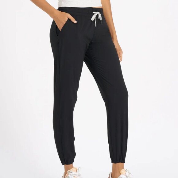NEW Vuori Weekend Jogger Women's Lightweight Joggers, Black, Women's Small NWOT